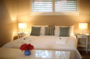 Driftwood - Luxury Spa Cottage for Two